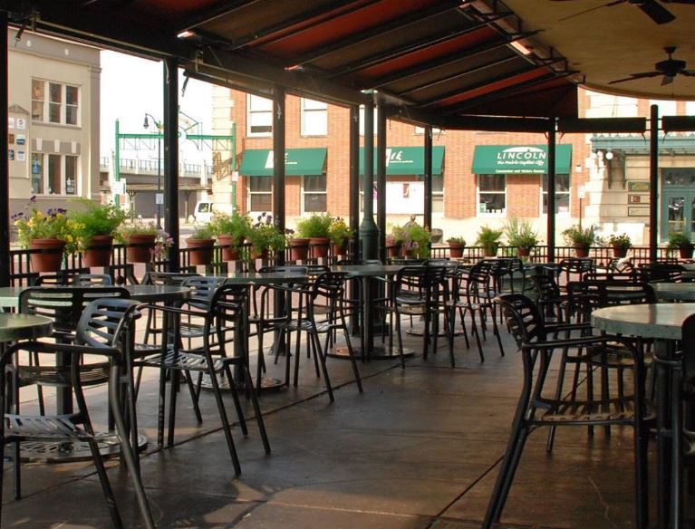 Lazlo's Brewery and Grill